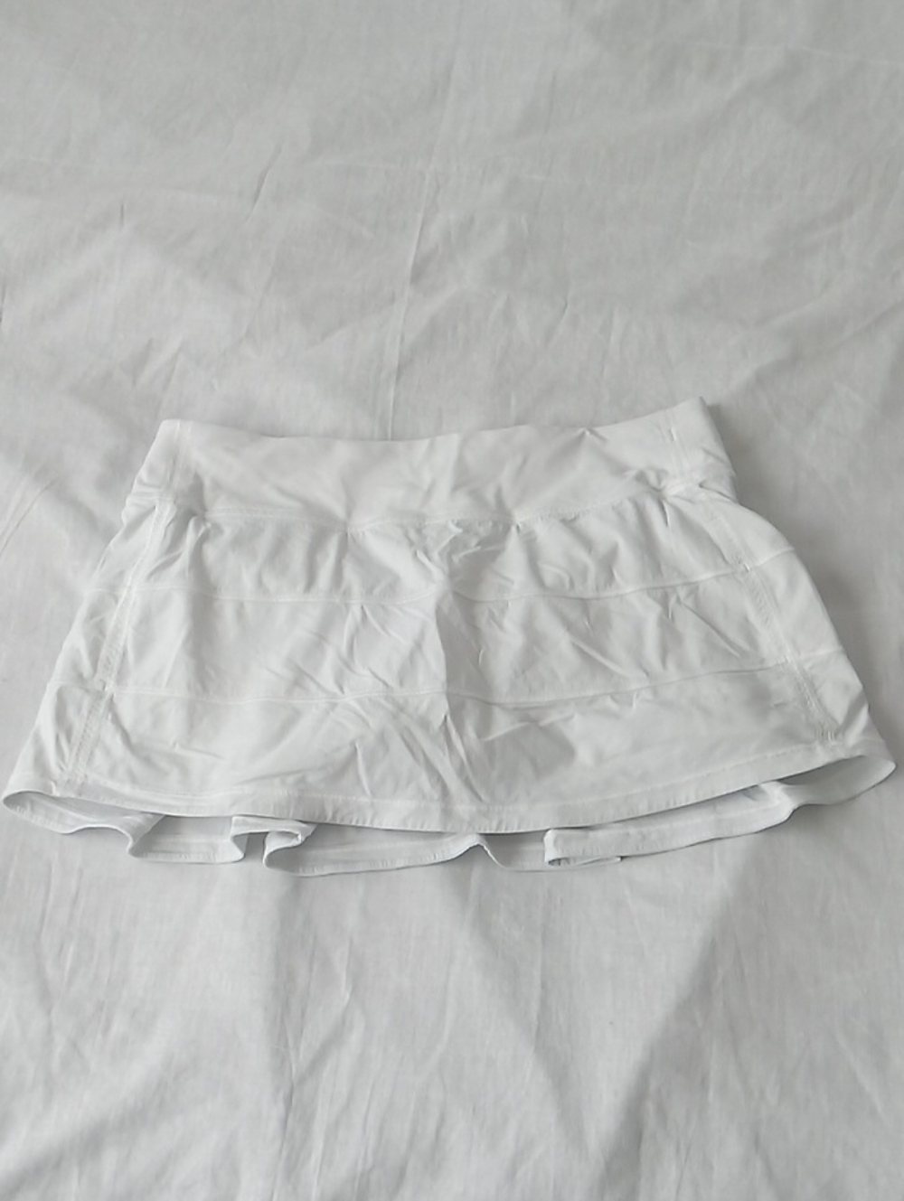 Lululemon Women’s White Active Skort Size 8